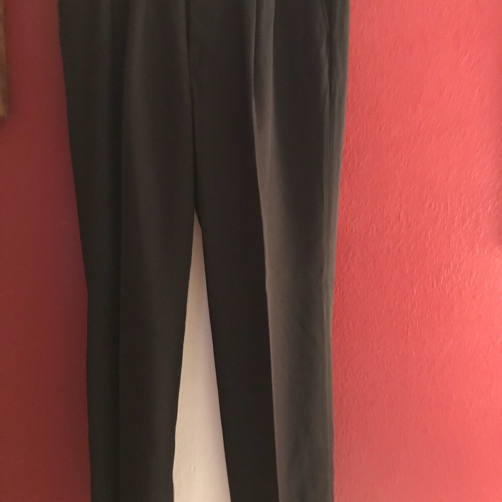 Men’s Perry Ellis brown flat front pant size 36/32